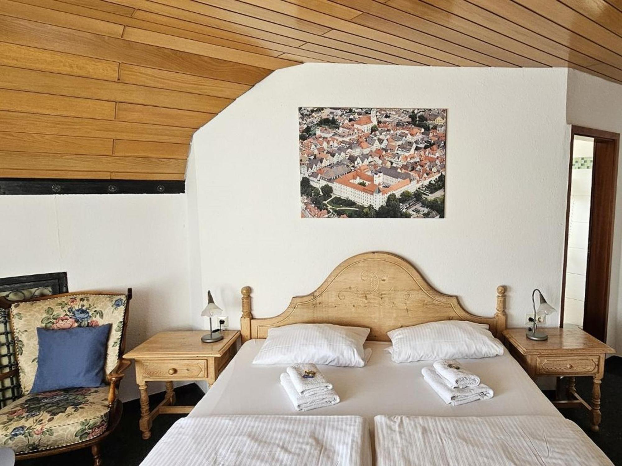 Hotel Hirsch غنزبرغ المظهر الخارجي الصورة