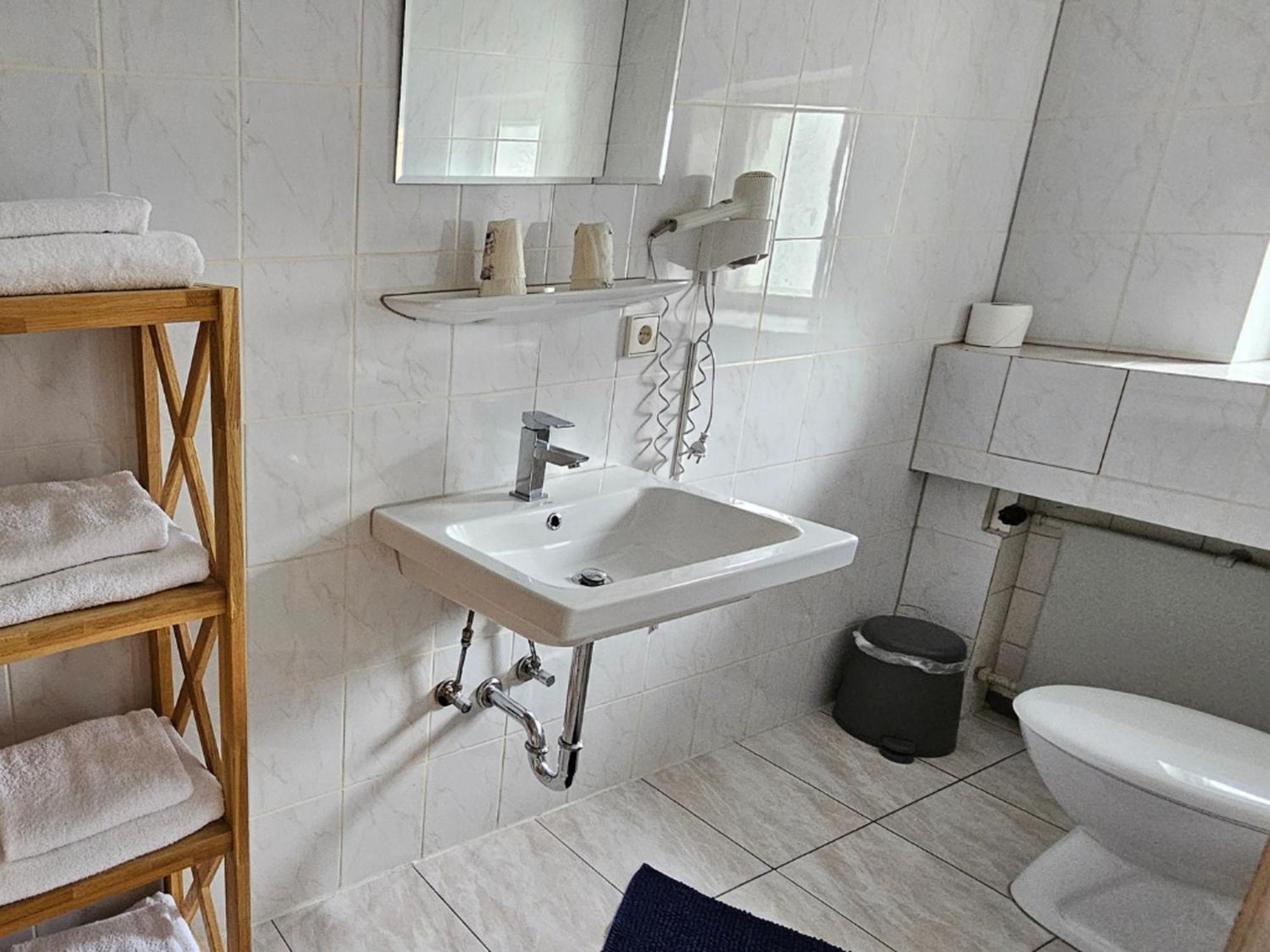 Hotel Hirsch غنزبرغ المظهر الخارجي الصورة
